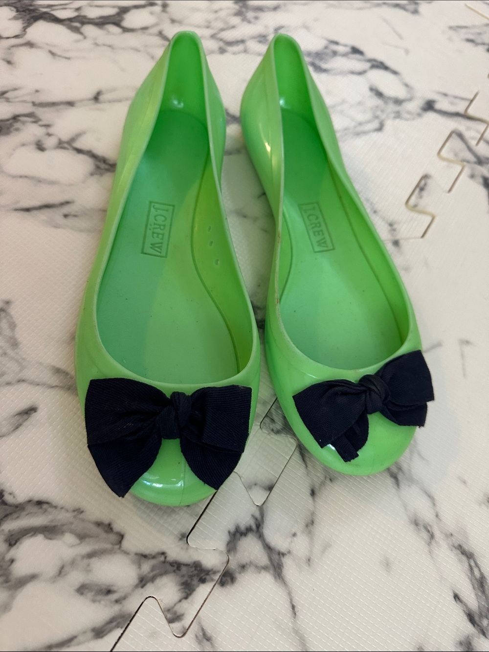 Rare! J. Crew Neon Green Bow-Accent Jelly Flats
